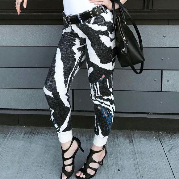 Designer Pants - Picture 1 of 1